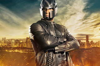 Illustration for article titled The Best and Worst Costumes of the CW DC Universe